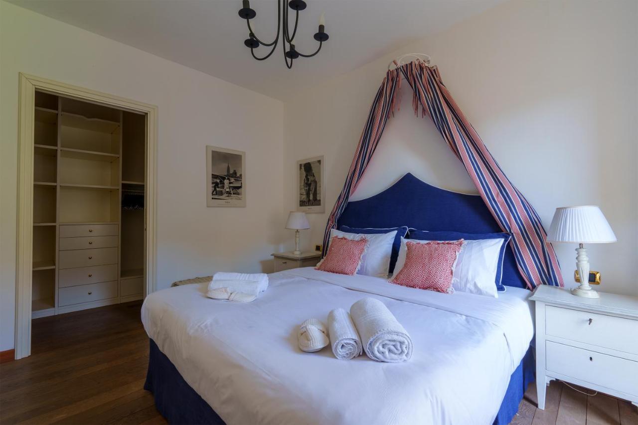 Apartment Montenapoleone-duomo Attico Di Lusso E Parcheggio Privato Mailand